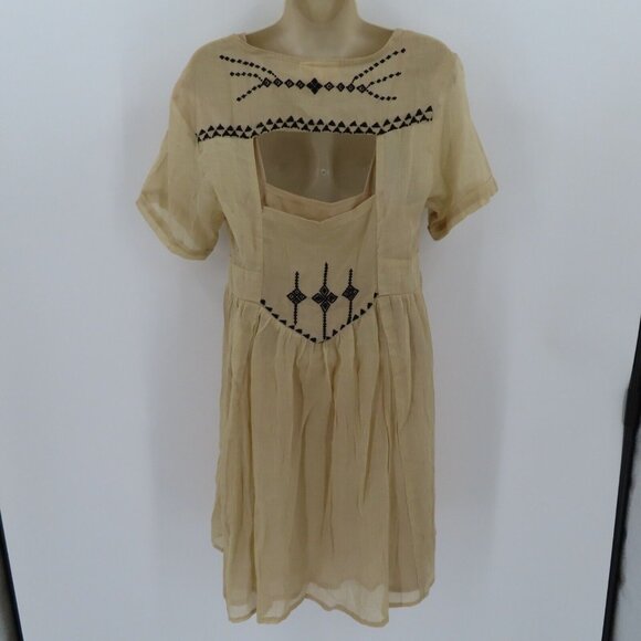 Raven + Lily Womens Small Beige Black Embroidered Cutout Back Short Sleeve Dress - Picture 6 of 12